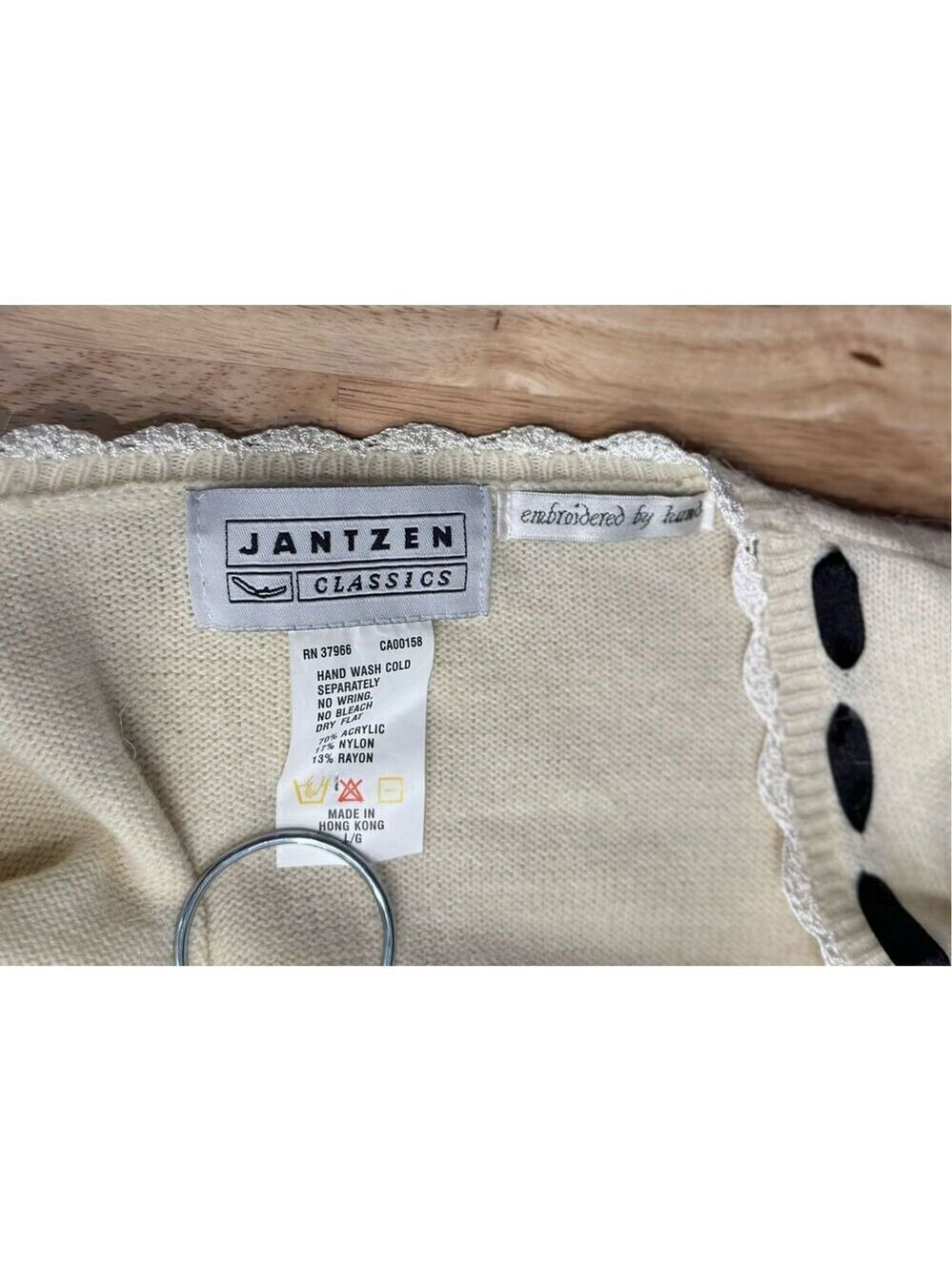 Jantzen classics size large black cream satin red embroidery Vintage - Picture 11 of 16
